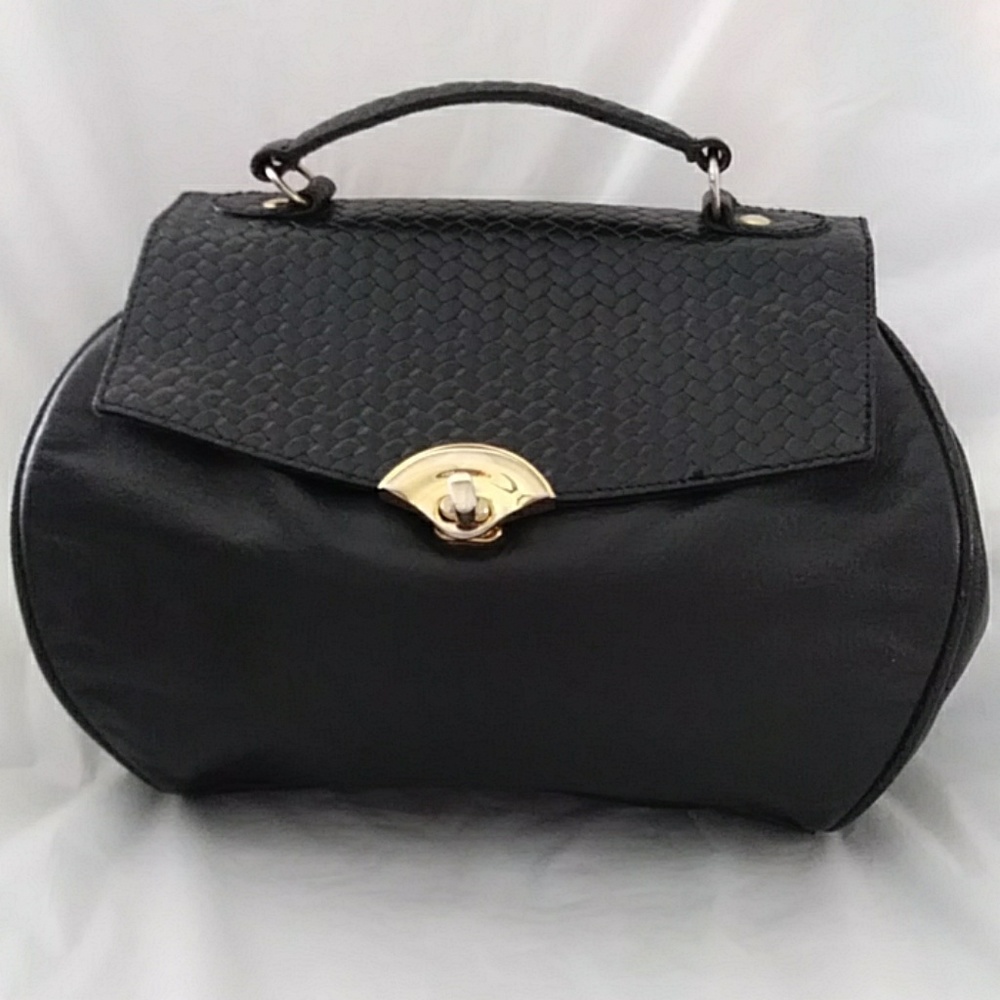 Giani Bernini Leather Bag Black